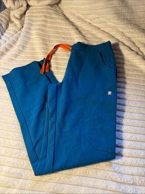 Figs scrub pants